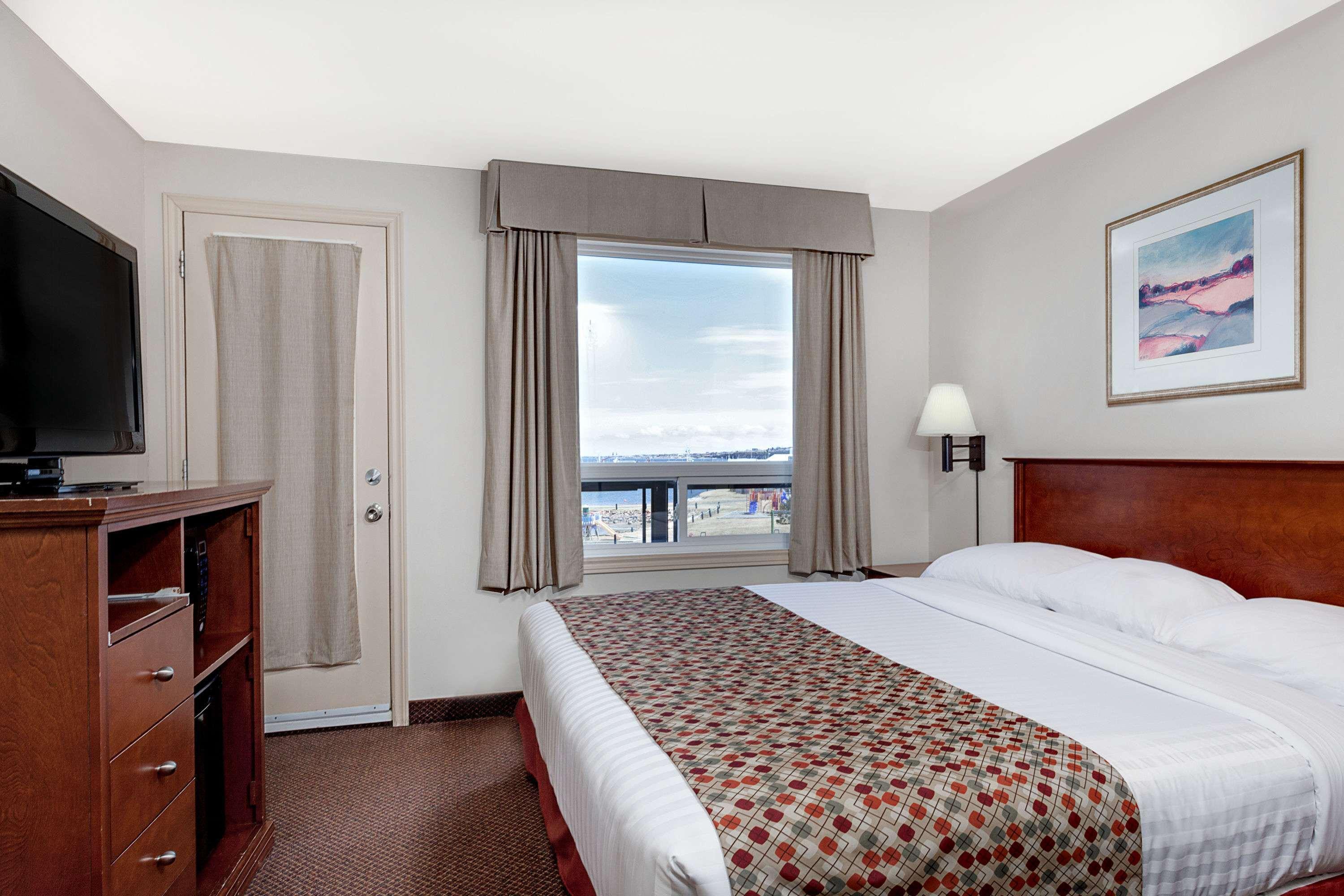 Hotel Super 8 By Wyndham Caraquet Extérieur photo